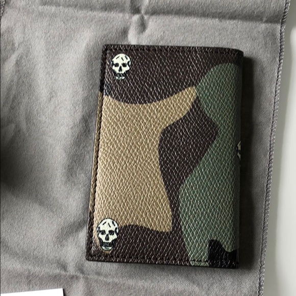 SOLD NIB Alexander McQueen Card Holder - Picture 7 of 8